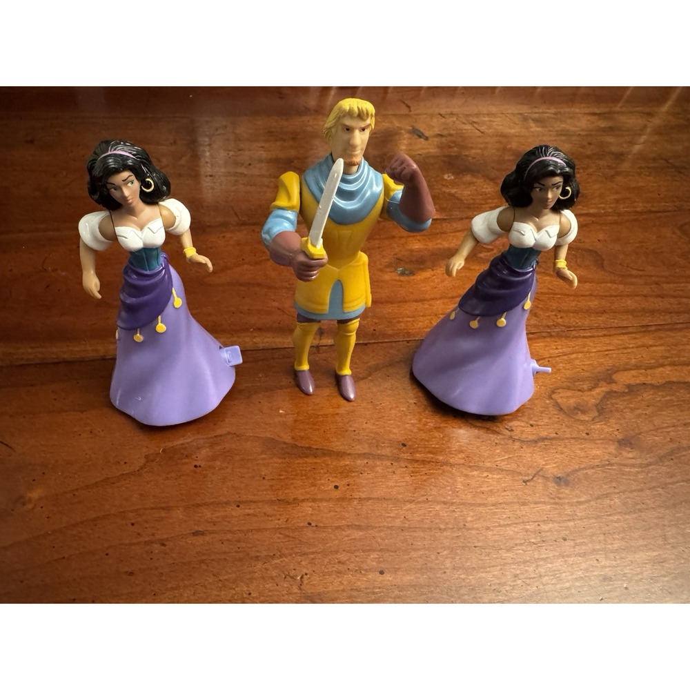 Set Of 3 Hunchback Of Notre Dame 1996 Burger King Figurines Esmerelda Phoebus‎